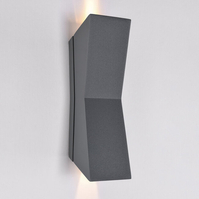Aron outdoor wall light