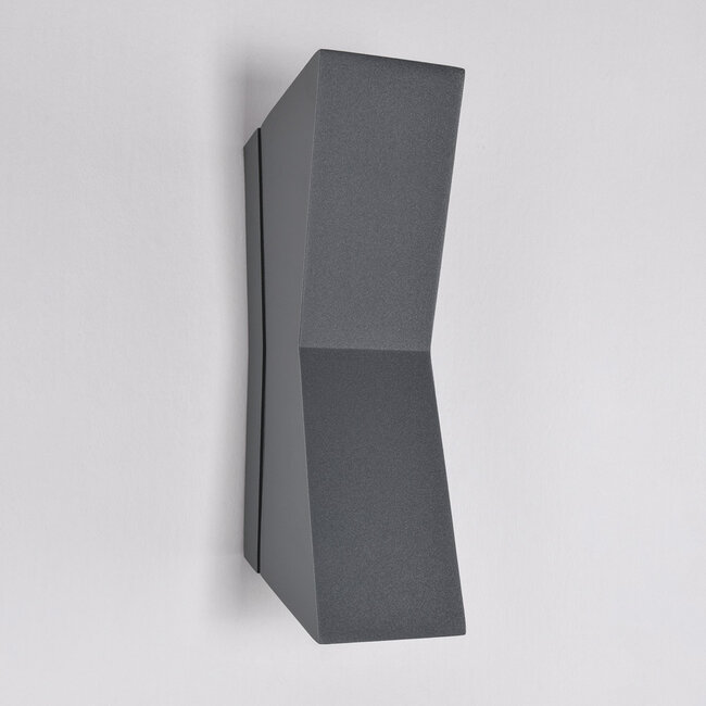 Aron outdoor wall light