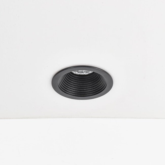 Recessed spotlight Ilva with ribbed design