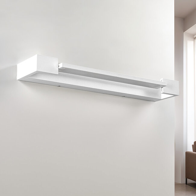 White swivel wall lamp Sirle, 45 cm