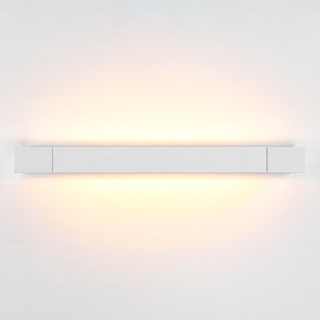 White swivel wall lamp Sirle, 45 cm