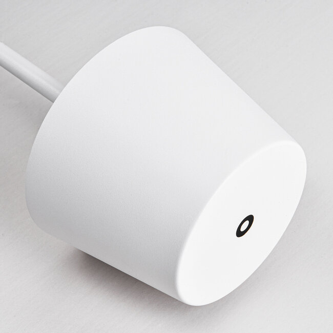 Rechargeable standing outdoor lamp Jytte, dimmable - White