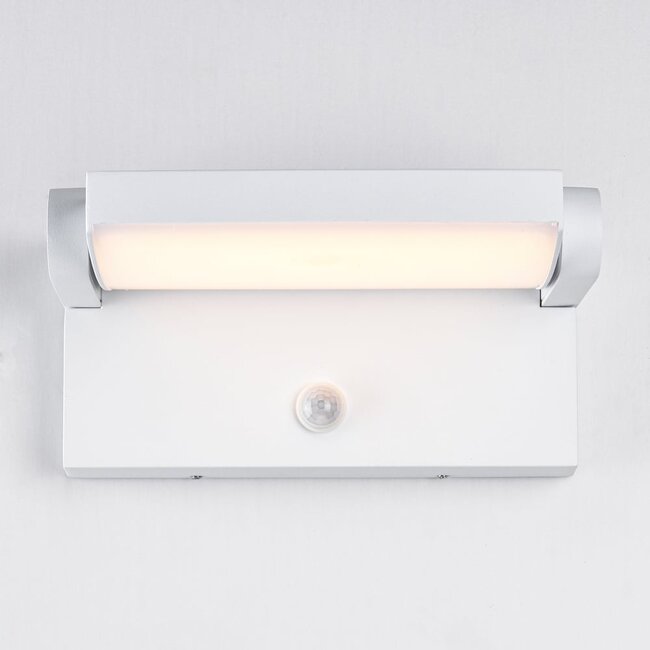 Adjustable outdoor wall light Berlin with sensor white with integrated LED