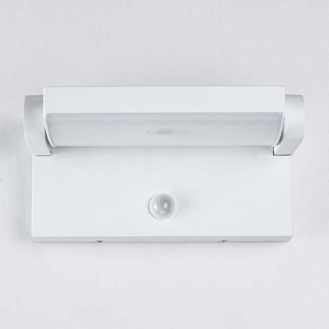 Adjustable outdoor wall light Berlin with sensor white with integrated LED