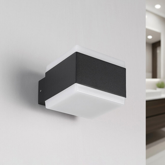 Modern up-down bathroom wall lamp Mikki in black