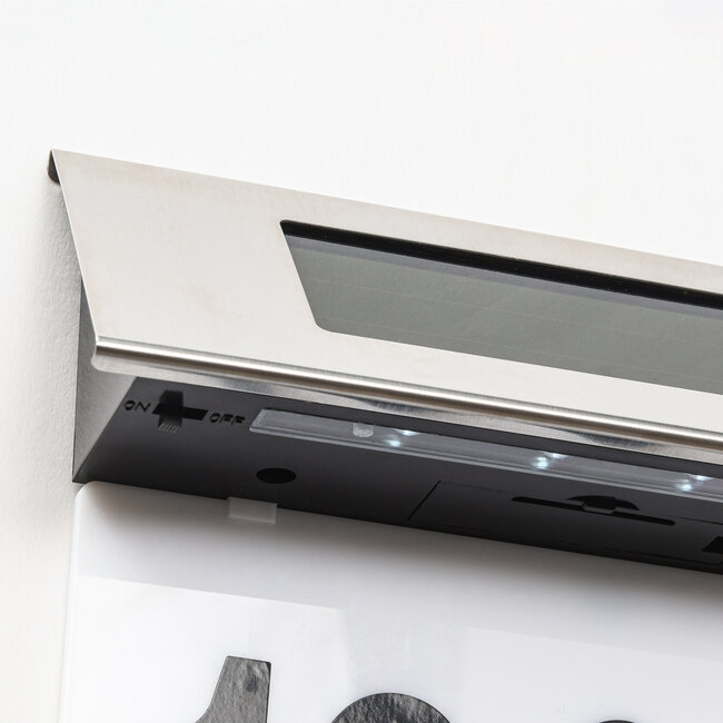 Flarex outdoor wall light with house number - Solar
