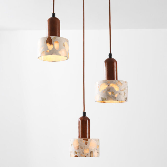 3-light pendant lamp Lito with terrazzo effect and wood