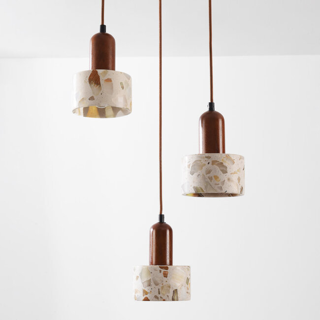 3-light pendant lamp Lito with terrazzo effect and wood