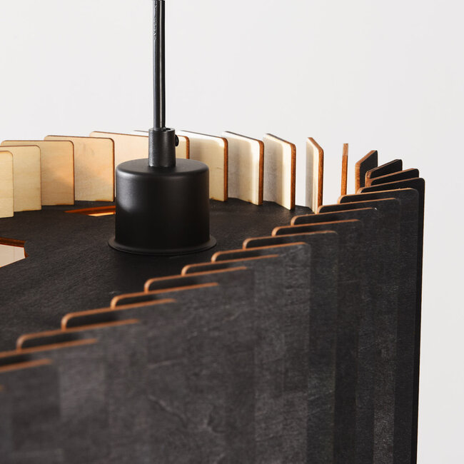 Black wooden pendant light Hema with natural interior – 3-light