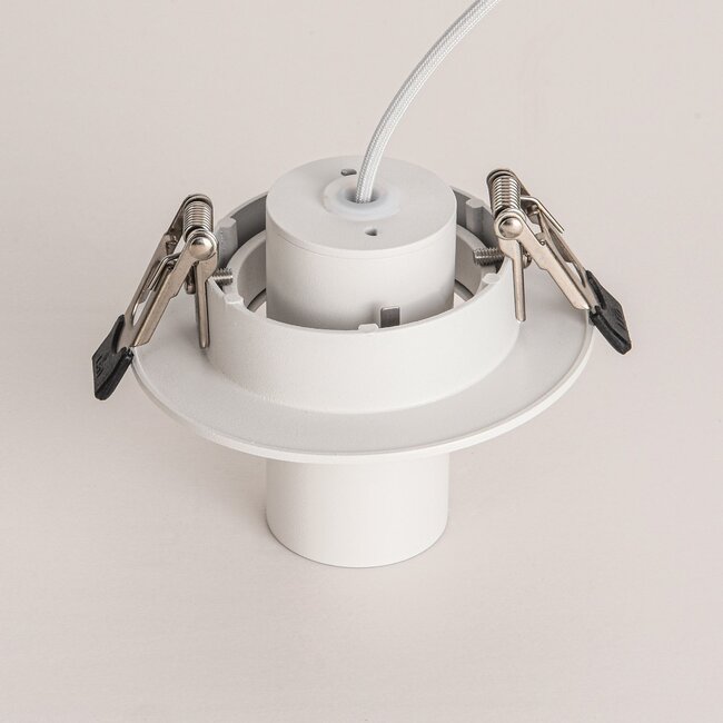 Adjustable recessed spotlight in white Ø10 cm