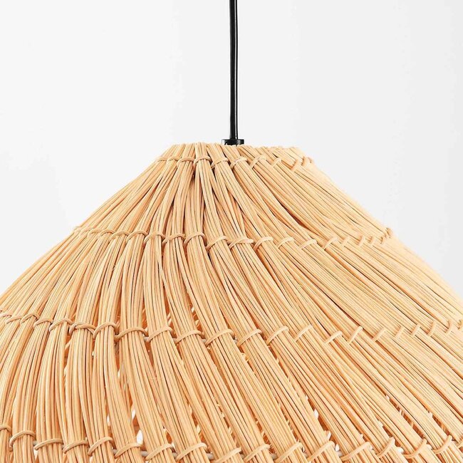 Boho pendant lamp Yori made of rattan with playful fringe design – Ø40 cm