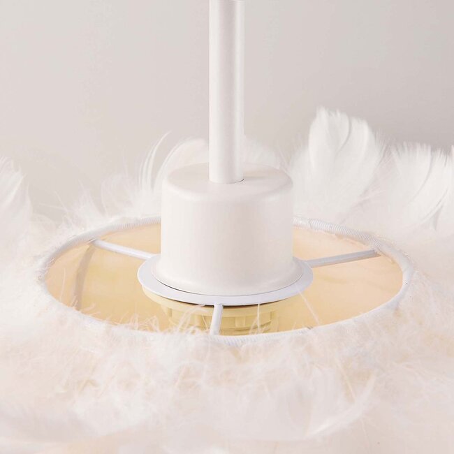 Elegant Roselle ceiling lamp with white feathers