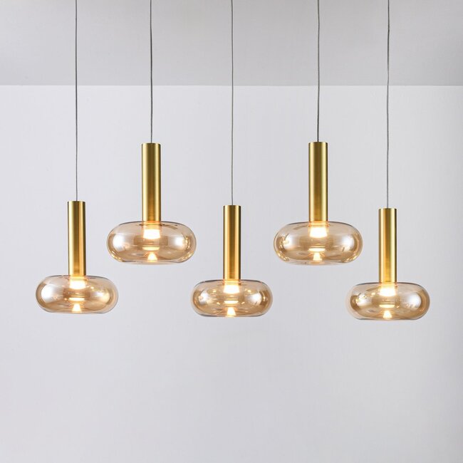 Dimmable pendant light Valira with amber glass, gold details and remote control, 5 lights