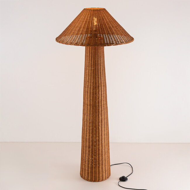 Boho floor lamp Vasari in hand-woven rattan