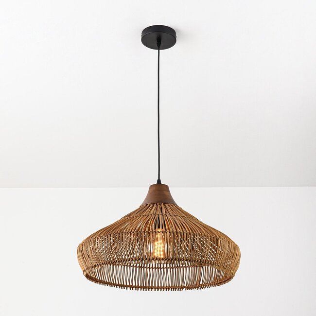 Pendant light Suki made of hand-woven rattan with wooden detail Ø49 cm