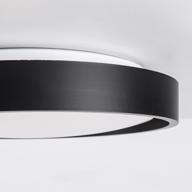 Ceiling light Ricardo with integrated LED and 3-step dimmable Ø31 cm - black