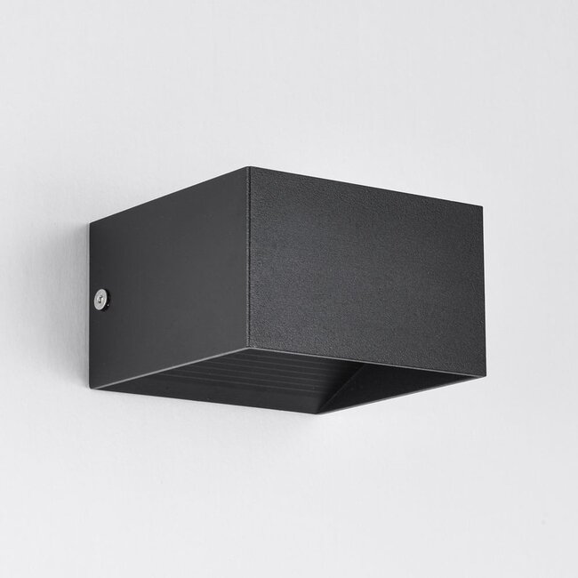 Dimmable wall lamp Lize, matte-black