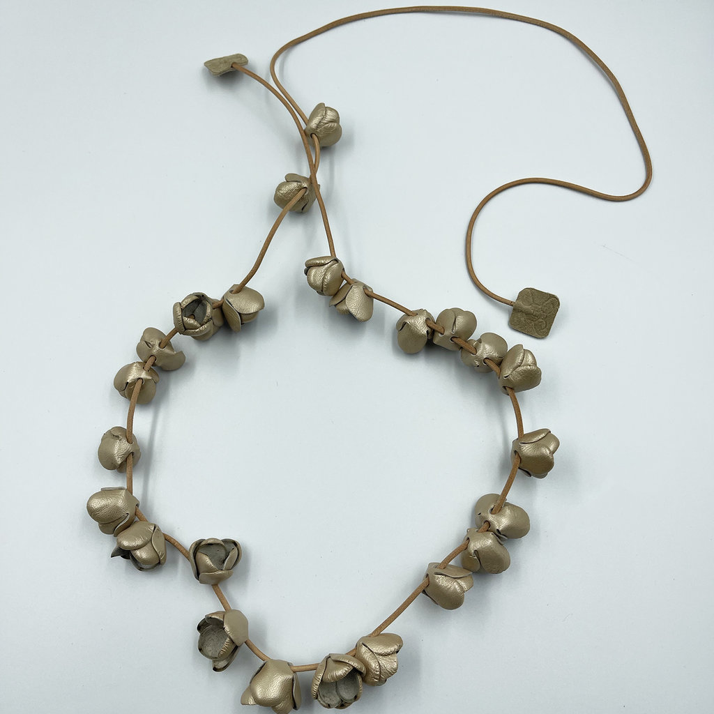 Halsketting lederen katoenen bloemen, goud-taupe