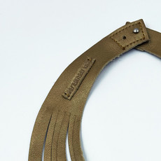 Halsketting leder. Just cut gold