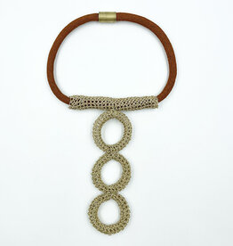 Hara Karamichali Daphni collier