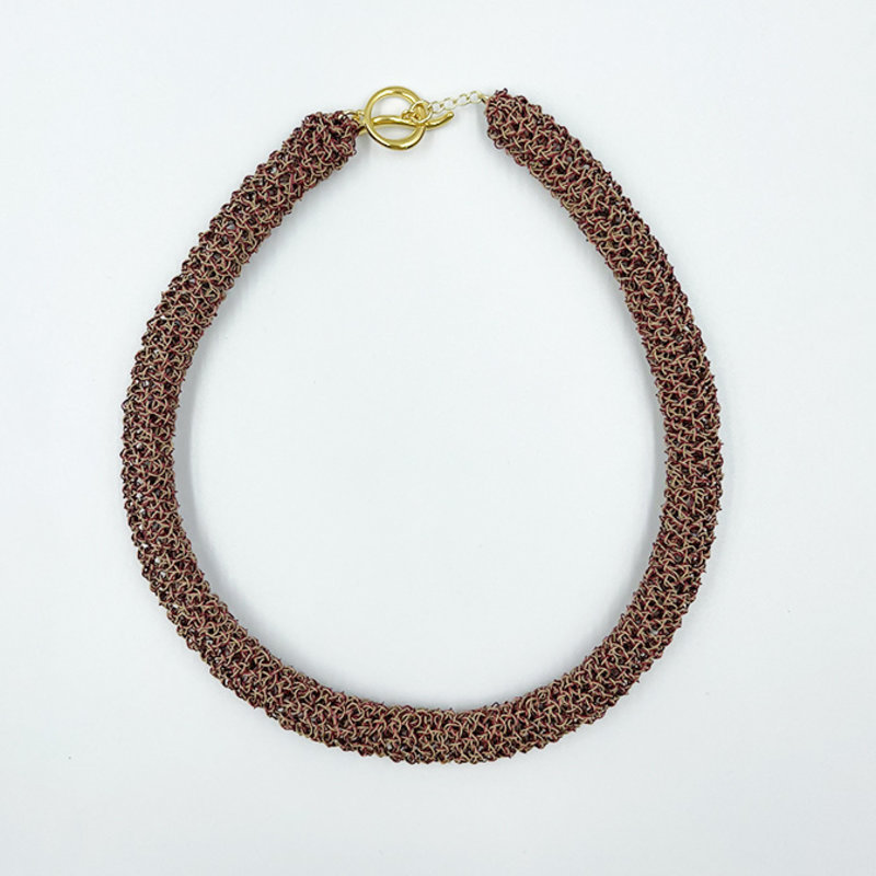 Hara Karamichali Collier tube wine red