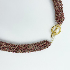 Hara Karamichali Collier tube wine red