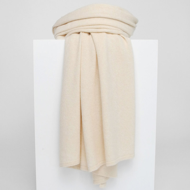 C.O.S.Y. scarve-cosy-chic-creme brulee