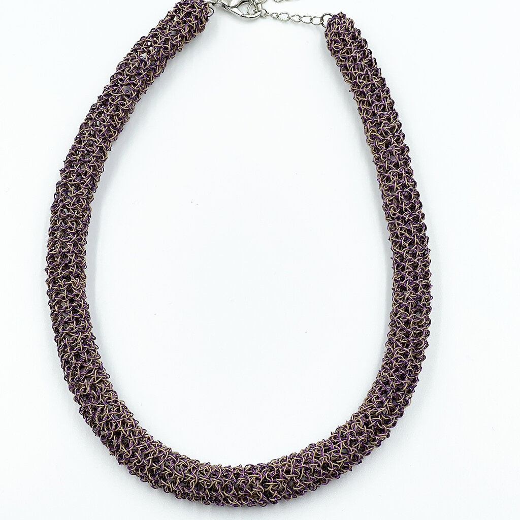 Hara Karamichali Collier tube grape