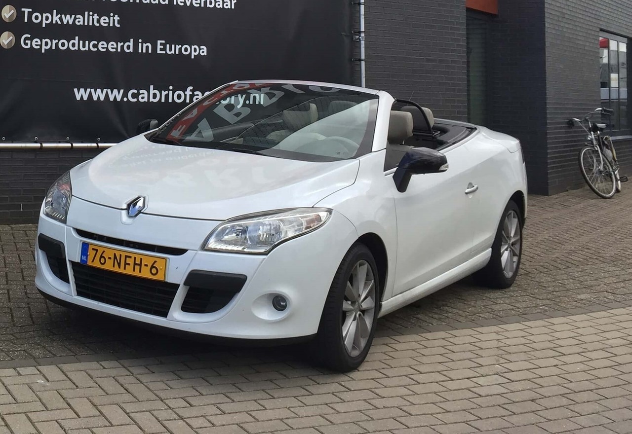 Renault Windscherm Renault Megane 3 beige Renault Windscherm Renault Megane 3 beige