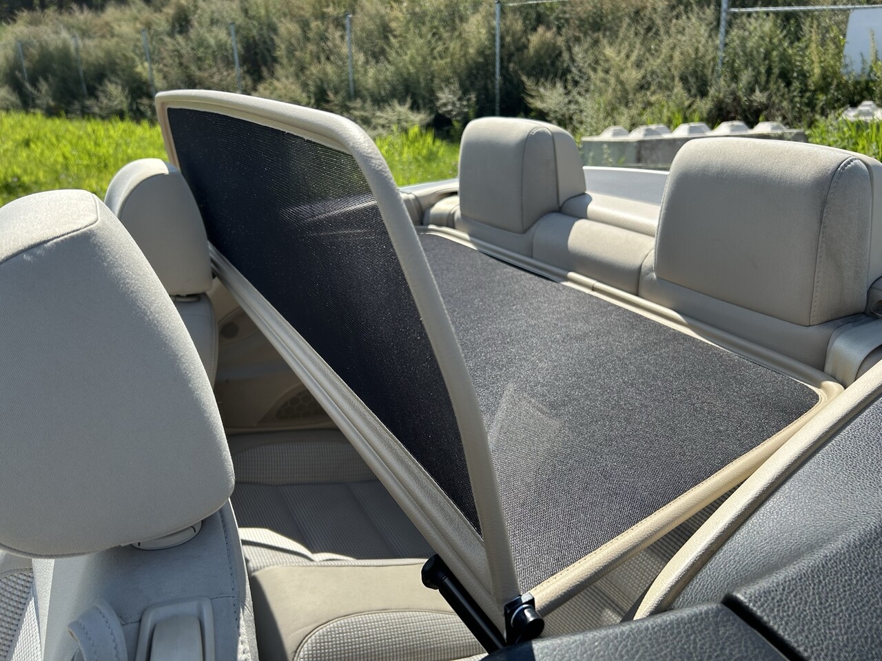 Volkswagen Windscherm VW EOS beige Volkswagen Windscherm VW EOS beige