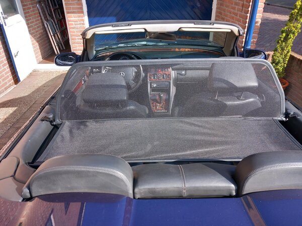 Mercedes Windscherm Mercedes CLK W208 beige Mercedes Windscherm Mercedes CLK W208 beige