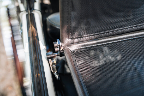 Volkswagen Windscherm VW Kever 1302/1303 Snelsl. Volkswagen Windscherm VW Kever 1302/1303 Snelsl.