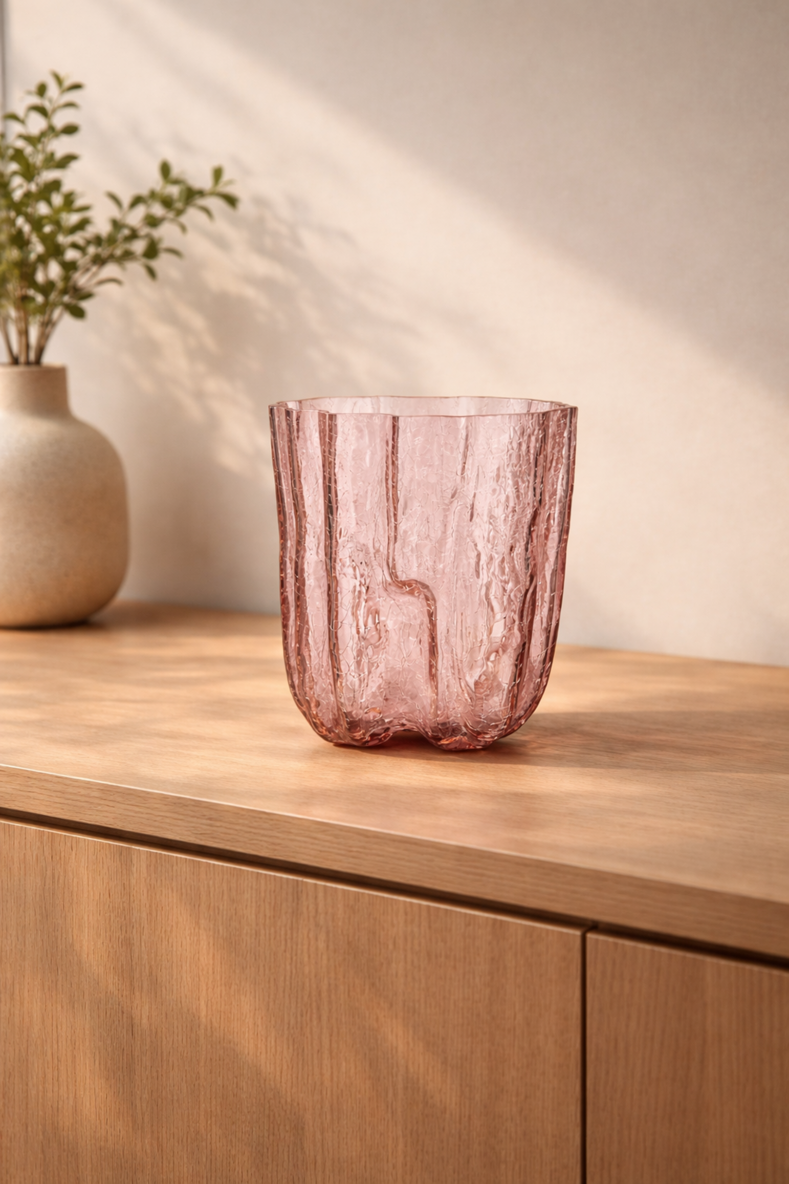 Crackle Pink Pearl – Åsa Jungnelius | Kosta Boda