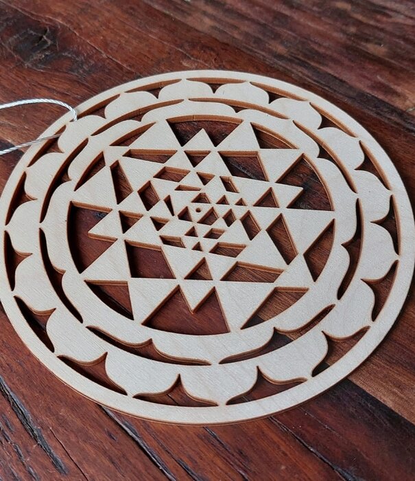 houten Sri Yantra 15 cm