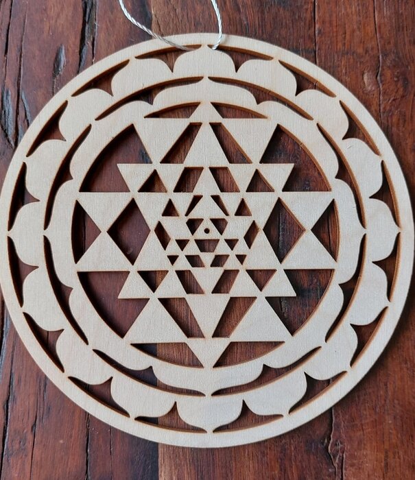 houten Sri Yantra 12 cm