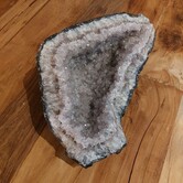 kristal Amethist roze geode 33x19x18 (7,2kg)