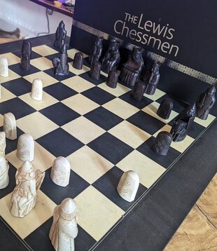 Schaakset Lewis Chessman large