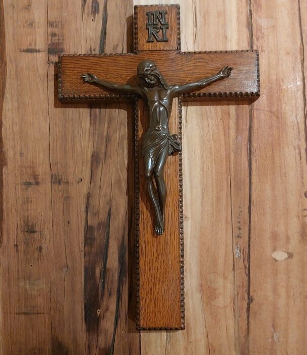 kruisbeeld antiek Jezus 39 cm x 25 cm