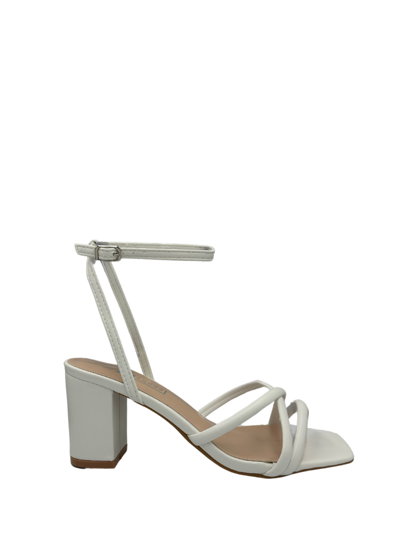 Witte hakken met strap EDDY S MUSTHAVES