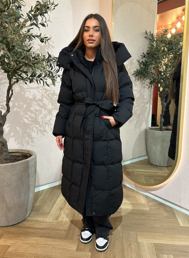 Modern Muse Long Puffer