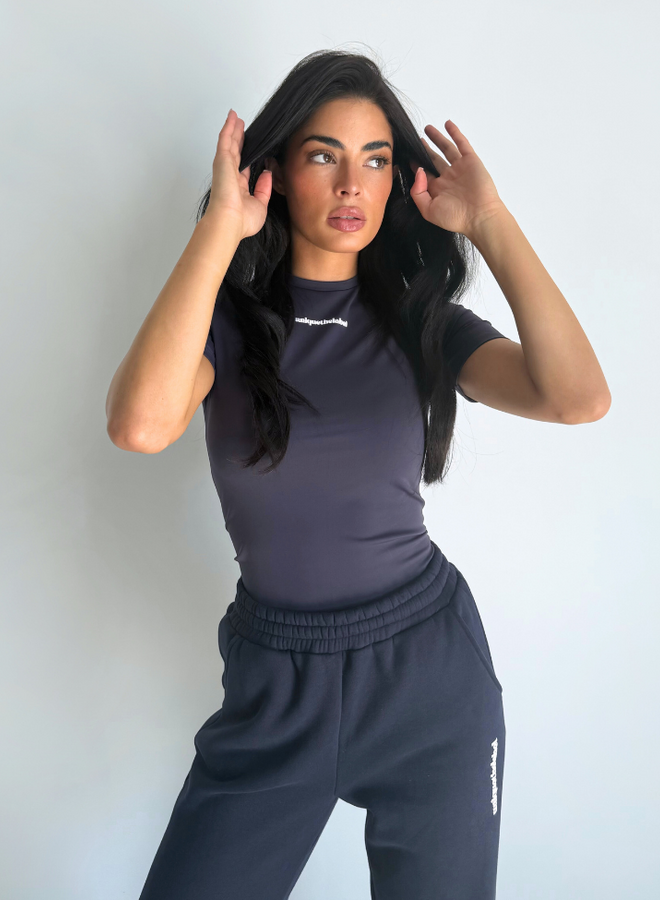 Robyn Short Sleeve - Deep Dark Navy