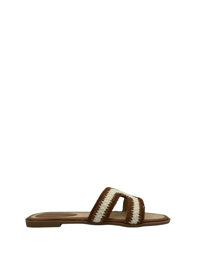 Nina Slides - Camel