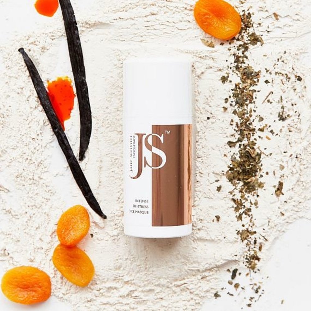 Jane Scrivner Masquerade - Salon Jane Scrivner Masquerade - Salon