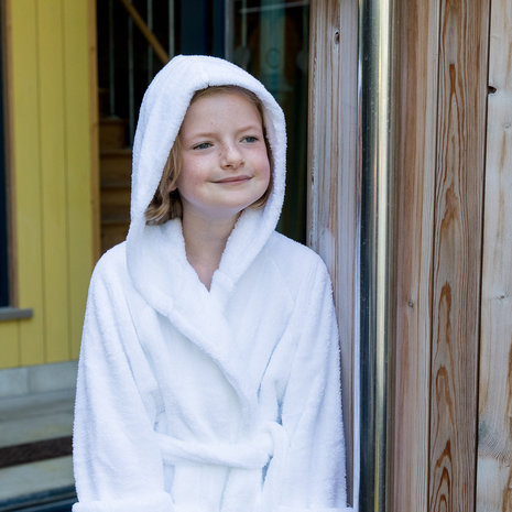 Comfy 400GSM egyptian cotton bathrobe for kids Spatreatments