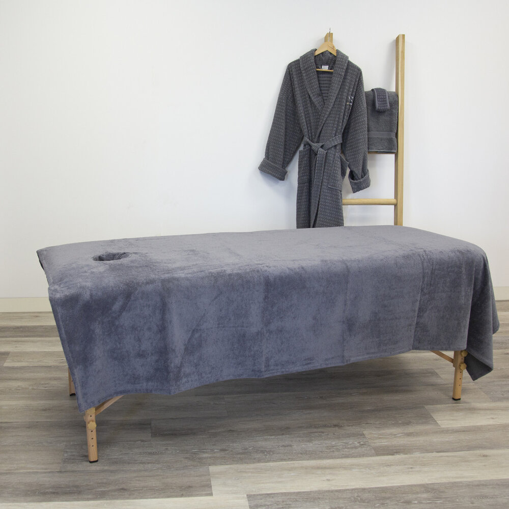 BC Softwear Surpremesoft XL treatment towel without head hole 150x220cms BC Softwear Surpremesoft XL treatment towel without head hole 150x220cms