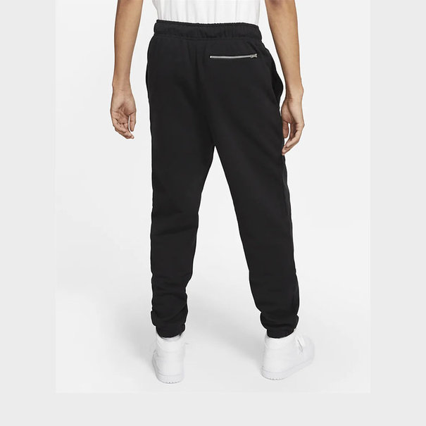 NIKE Jordan essentials