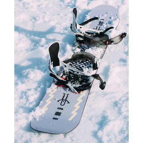 Rome Artifact Snowboard