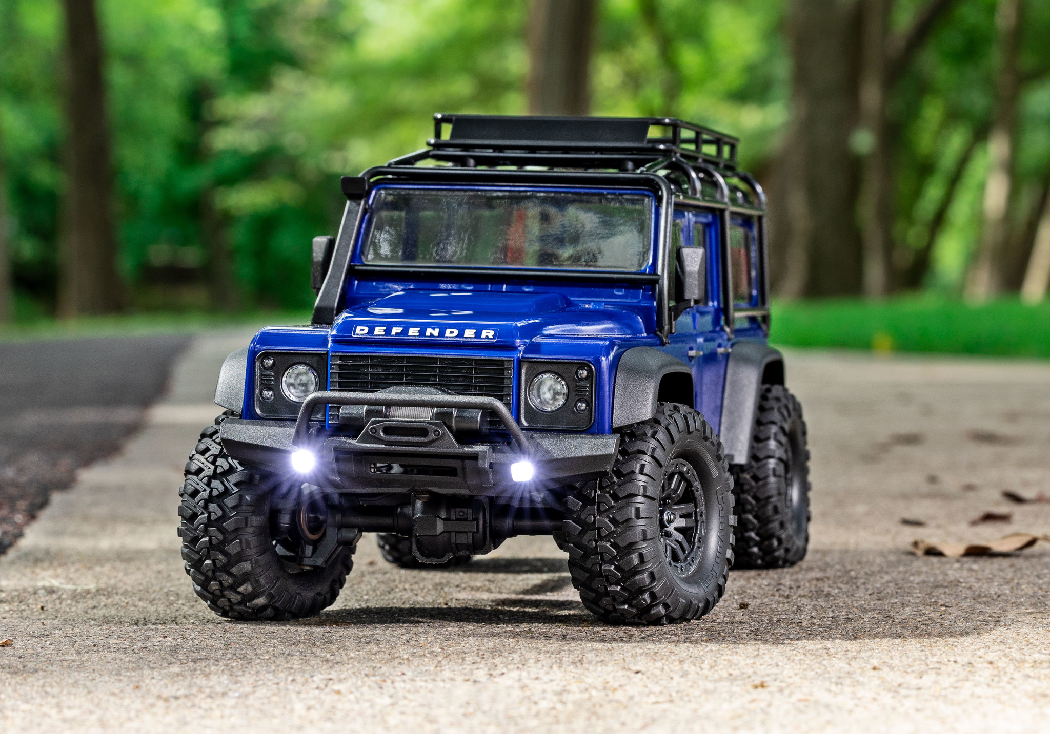 TRAXXAS TRX-4 LAND ROVER DEFENDER 各色取り扱い 専門ショップ 58702