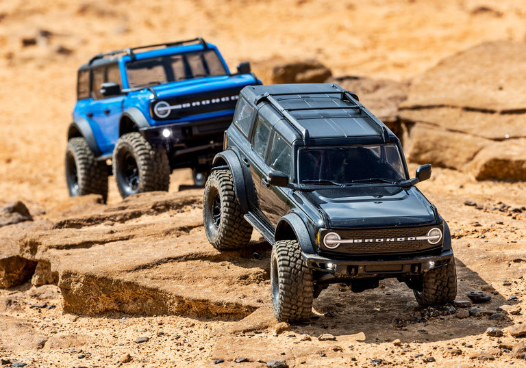 Traxxas TRX-4M 1/18 Scale and Trail Crawler Ford Bronco 4WD Electric Truck with TQ Blue TRX97074-1BLUE
