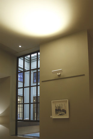 Alfa Track Spot Wallwasher LED 32W - White Alfa Track Spot Wallwasher LED 32W - White